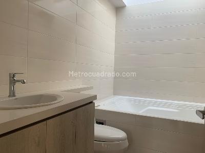 Casa de 4 alcobas en venta en Envigado, Envigado, 250 m² · foto 17 de 20