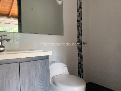 Casa de 4 alcobas en venta en Envigado, Envigado, 250 m² · foto 18 de 20