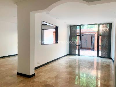 Casa de 4 alcobas en venta en Envigado, Envigado, 250 m² · foto 2 de 20