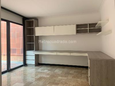 Casa de 4 alcobas en venta en Envigado, Envigado, 250 m² · foto 3 de 20