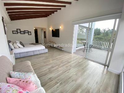 Casa de 4 alcobas en venta en Envigado, Envigado, 370 m² · foto 13 de 19