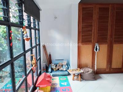 Casa de 4 alcobas en venta en El Poblado, Medellín, 215 m² · foto 10 de 20