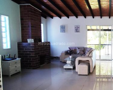 Casa de 2 alcobas en venta en El Poblado, Medellín, 360 m² · foto 3 de 14