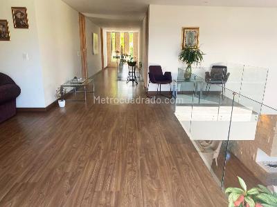Casa de 5 alcobas en venta en Envigado, Envigado, 400 m² · foto 10 de 17