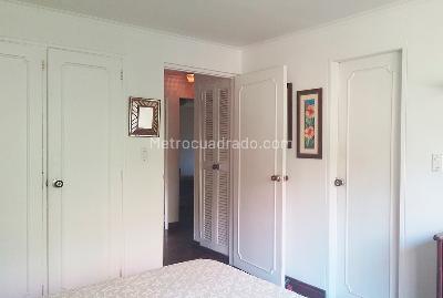 Apartamento de 3 alcobas en venta en El Tesoro, Medellín, 147 m² · foto 12 de 17