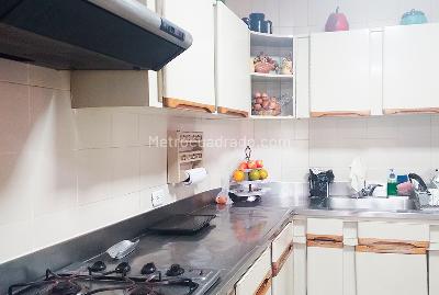 Apartamento de 3 alcobas en venta en El Tesoro, Medellín, 147 m² · foto 4 de 17