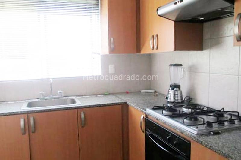 Casa de 4 Alcobas en El Poblado con Jardín - 3