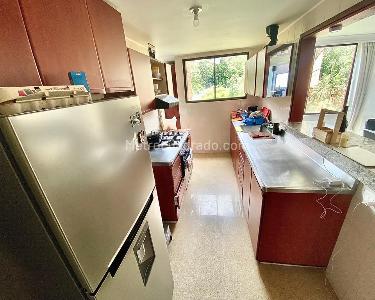 Apartamento de 3 alcobas en venta en El Poblado, Medellín, 246 m² · foto 5 de 16