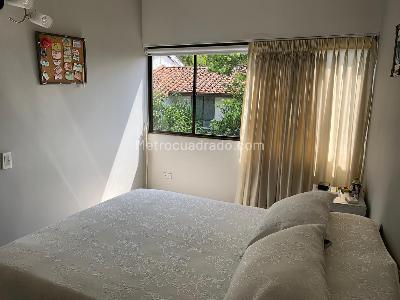 Casa de 5 alcobas en venta en El Poblado, Medellín, 307 m² · foto 13 de 18