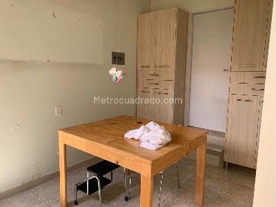 Casa de 5 alcobas en venta en El Poblado, Medellín, 307 m² · foto 7 de 18