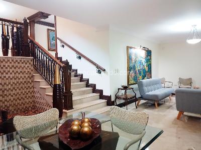 House for rent in EL POBLADO, Medellín