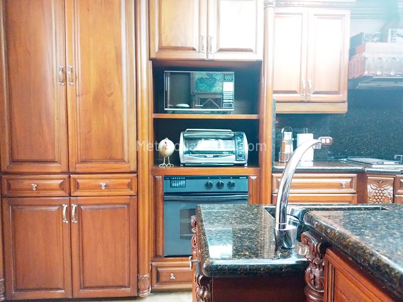 Casa Elegante de 5 Alcobas con Jardín en El Poblado - 5