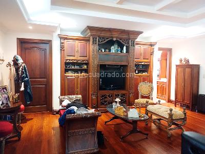 Casa de 5 alcobas en venta en El Poblado, Medellín, 650 m² · foto 7 de 19