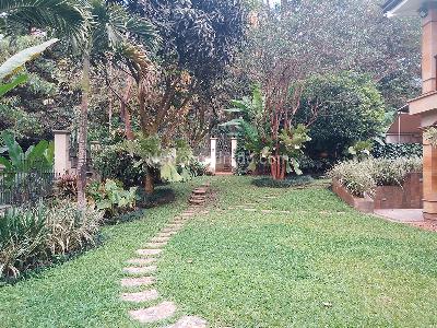 Casa de 5 alcobas en venta en El Poblado, Medellín, 650 m² · foto 18 de 19