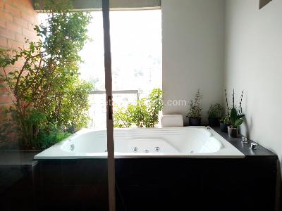 Apartamento de 2 alcobas en venta en El Poblado, Medellín, 180 m² · foto 18 de 20