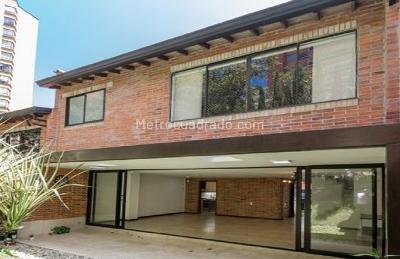Casa de 3 alcobas en venta en El Poblado, Medellín, 195 m² · foto 15 de 15