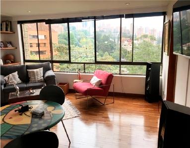 Apartamento de 3 alcobas en venta en El Poblado, Medellín, 296 m² · foto 2 de 12