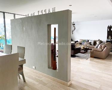 Apartamento de 3 alcobas en venta en El Poblado, Medellín, 212 m² · foto 6 de 13