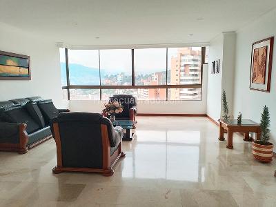 Apartamento de 4 alcobas en venta en El Poblado, Medellín, 400 m² · foto 9 de 20
