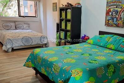 Apartamento de 4 alcobas en venta en El Diamante No. 2, Medellín, 250 m² · foto 11 de 13