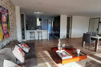 Apartamento de 4 alcobas en venta en El Diamante No. 2, Medellín, 250 m² · foto 2 de 13