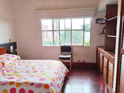 Casa de 5 alcobas en venta en El Poblado, Medellín, 400 m² · foto 12 de 19