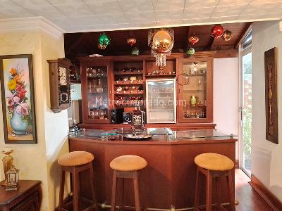 Casa de 5 alcobas en venta en El Poblado, Medellín, 400 m² · foto 14 de 19