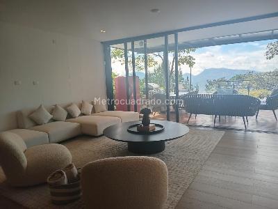 Casa de 3 alcobas en venta en Envigado, Envigado, 536 m² · foto 3 de 20