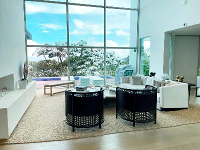 Casa de 3 alcobas en venta en Envigado, Envigado, 536 m² · foto 2 de 19