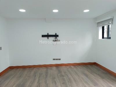 Casa de 3 alcobas en venta en El Poblado, Medellín, 243 m² · foto 11 de 14