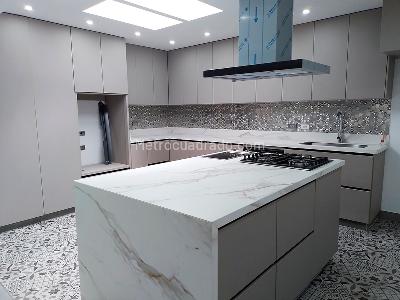Casa de 3 alcobas en venta en El Poblado, Medellín, 243 m² · foto 4 de 14