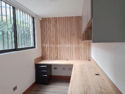 Casa de 3 alcobas en venta en El Poblado, Medellín, 243 m² · foto 7 de 14