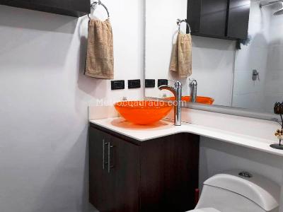 Apartamento en venta en El Poblado, Medellín · foto 9 de 12