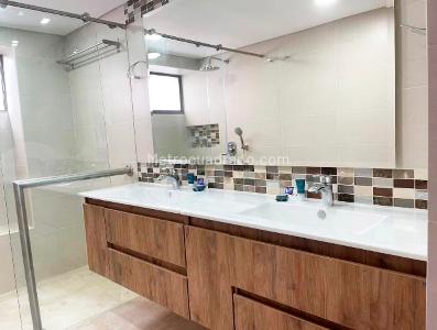 Apartamento de 5 alcobas en venta en El Poblado, Medellín, 284 m² · foto 18 de 18