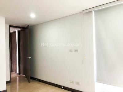 Apartamento en venta en El Poblado, Medellín · foto 4 de 17