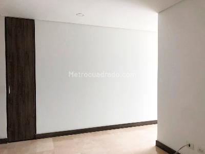 Apartamento en venta en El Poblado, Medellín · foto 5 de 17