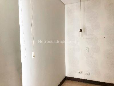 Apartamento en venta en El Poblado, Medellín · foto 8 de 17