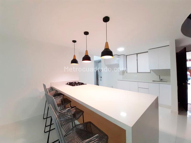 3BR House with Jacuzzi in El Poblado (Gated Unit) - 8