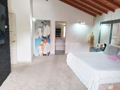 Casa de 4 alcobas en venta en El Poblado, Medellín, 536 m² · foto 16 de 20