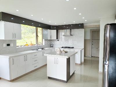 Casa de 4 alcobas en venta en El Poblado, Medellín, 536 m² · foto 7 de 20