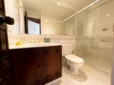 Apartamento en venta en El Poblado, Medellín · foto 16 de 17