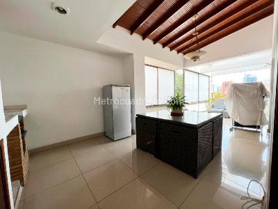 Apartamento en venta en El Poblado, Medellín · foto 7 de 17