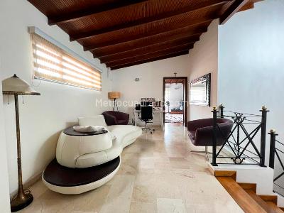 Apartamento en venta en El Poblado, Medellín · foto 8 de 17