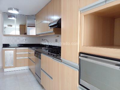 Casa de 4 alcobas en venta en Envigado, Envigado, 204 m² · foto 6 de 20