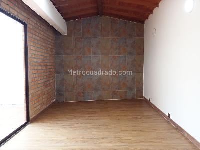 Casa de 4 alcobas en venta en Envigado, Envigado, 204 m² · foto 7 de 20