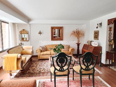 Casa de 3 alcobas en venta en El Poblado, Medellín, 280 m² · foto 2 de 20