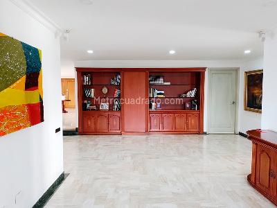 Apartamento en venta en El Poblado, Medellín · foto 10 de 20