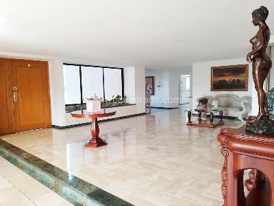 Apartamento en venta en El Poblado, Medellín · foto 4 de 20