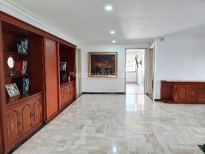 Apartamento en venta en El Poblado, Medellín · foto 9 de 20