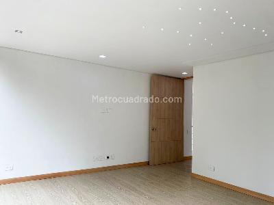 Casa de 4 alcobas en venta en Llanogrande, Rionegro, 410 m² · foto 10 de 18